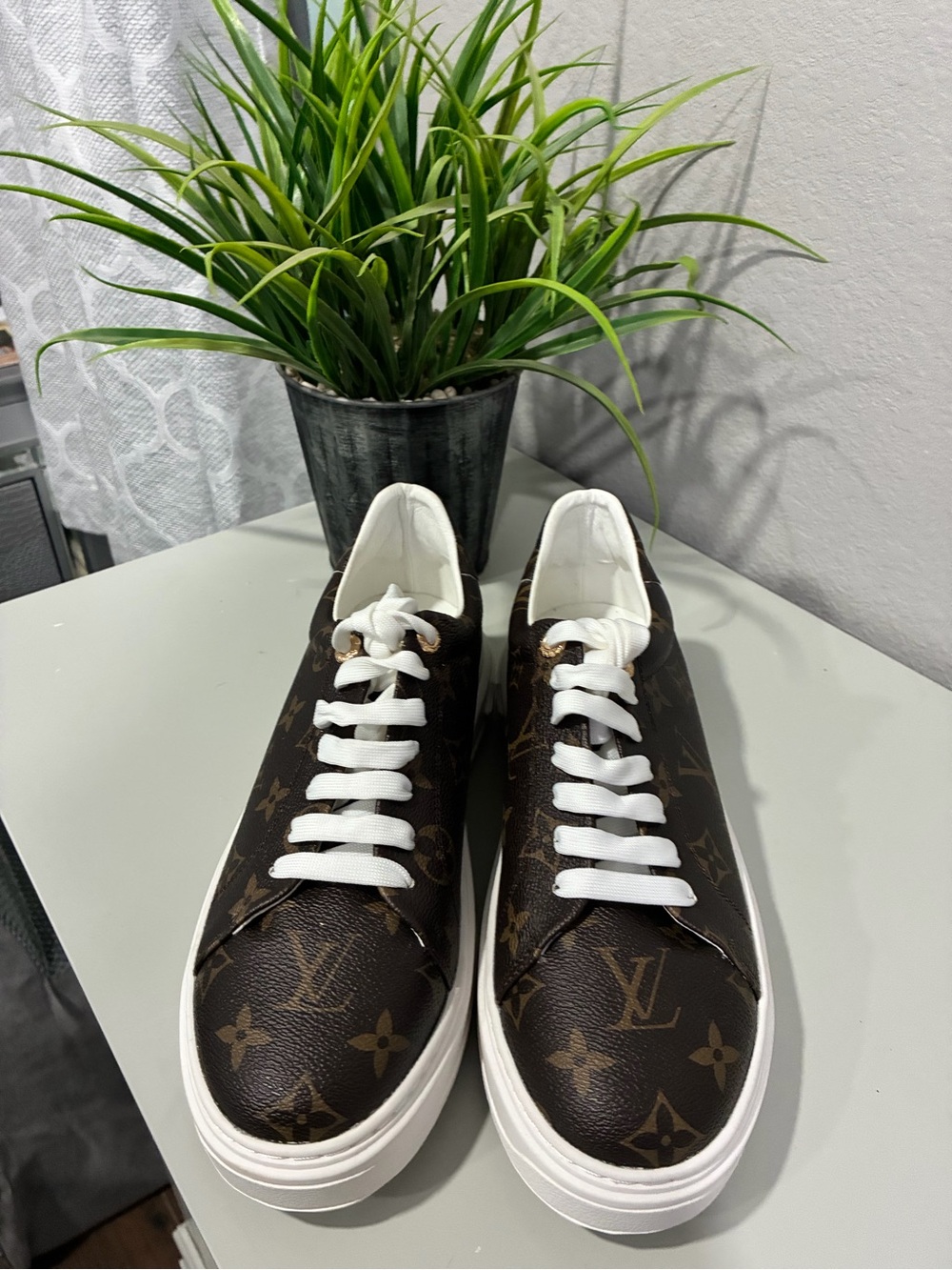 LV Style -Luxury Monogram Low-Top Sneakers - Brown